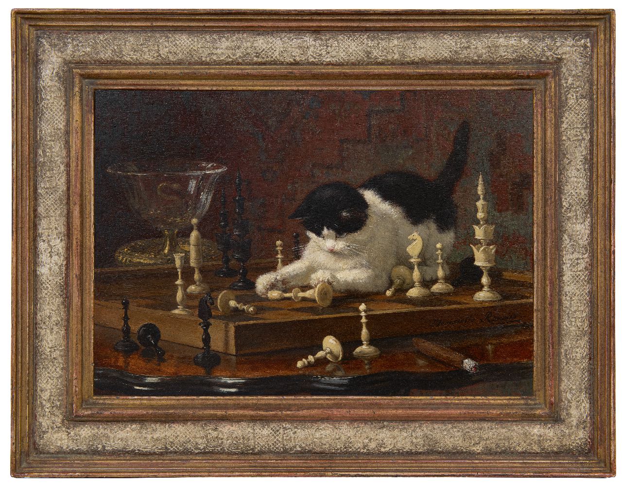 Ronner-Knip H.  | Henriette Ronner-Knip, Poes, spelend met schaakstukken in 'Selenus stijl' -  inclusief Selenus schaakset, olieverf op paneel 32,6 x 45,2 cm, gesigneerd rechtsonder