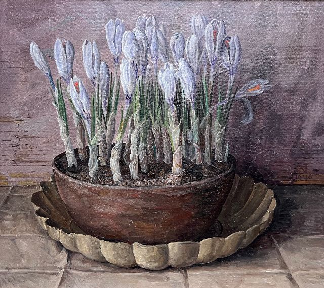 Nieweg J.  | Schaal met krokussen, olieverf op doek 40,2 x 45,3 cm, gesigneerd r.m. met monogram en gedateerd 1948